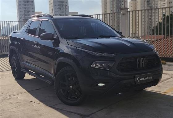 FIAT TORO 2.0 16V TURBO DIESEL ULTRA 4WD AT9 FIAT TORO 2.0 16V TURBO DIESEL ULTRA 4WD AT9
